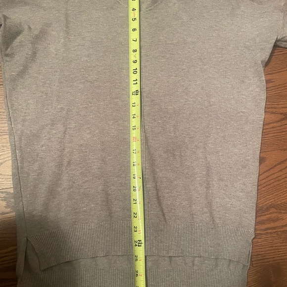 Women’s sweater - Picture 6 of 8